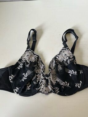 Wacoal Unlined Lacey Sheer Bra 85755 Floral Embroidery Underwire Black White